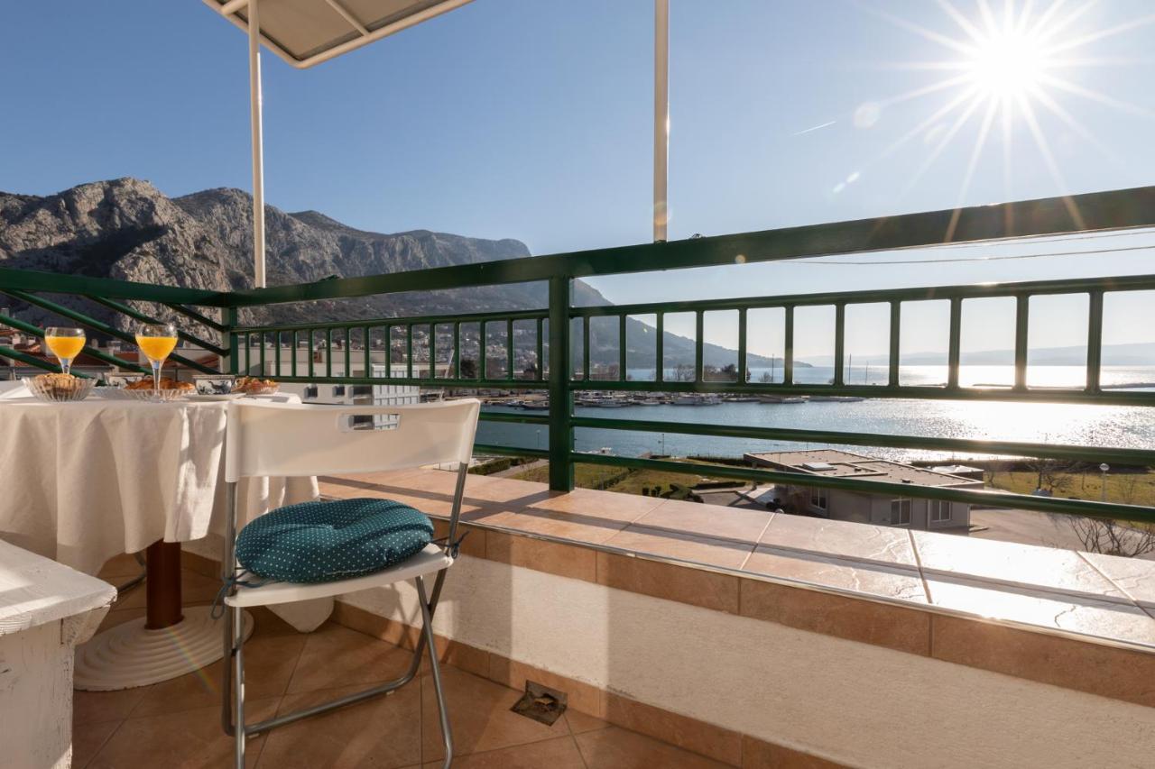 Apartman Monika Omiš Dış mekan fotoğraf